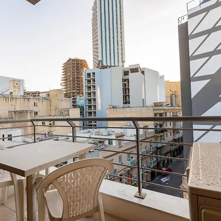 Lovely, Spacious High Floor In Pv & Ac By 360 Estates